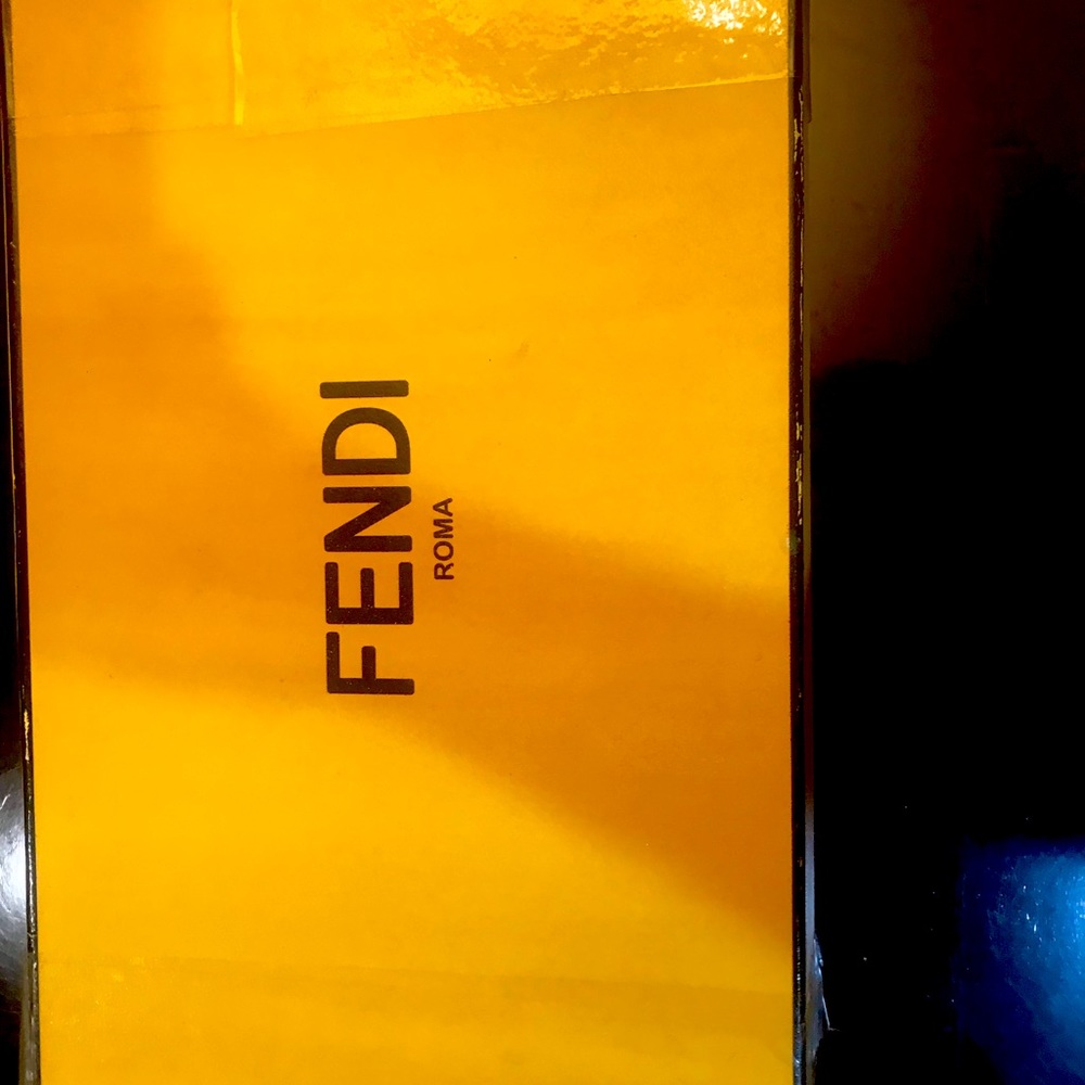 FENDI low top sneaker